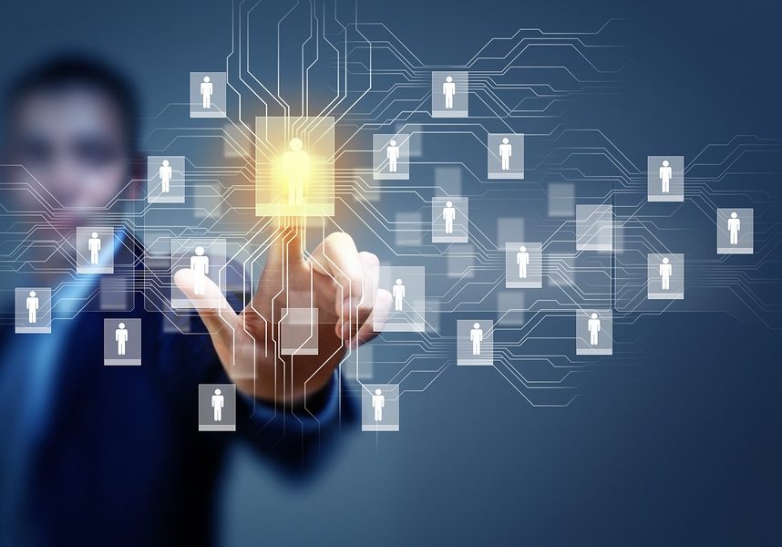 There's a Right Way to Network Online